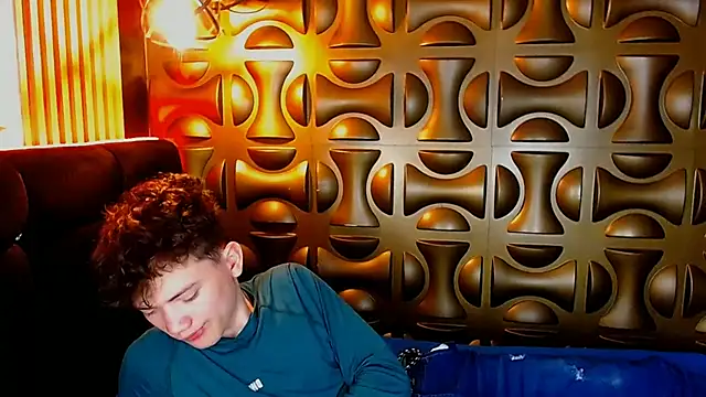 Snapshot of cruz_dante chatting on July 31, 7:24 pm cruz dante online show from July 31, 7:24 pm