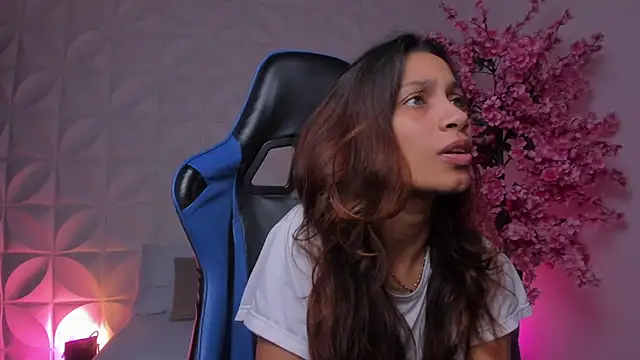 cora 22 online show from March 10, 12:54 pm