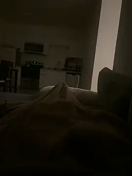 yanderruiz online show from April 18, 8:07 am