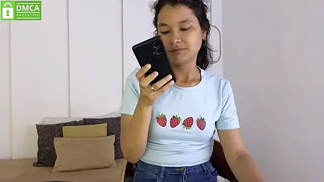 sexychanell 18 online show from May 6, 12:10 pm