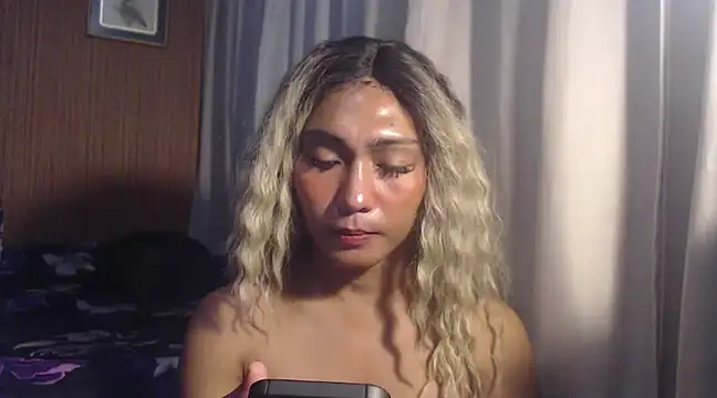 Snapshot of Topangel69 chatting on February 5, 3:20 pm Topangel69 online show from February 5, 3:20 pm