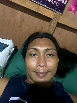 Snapshot of Topangel69 chatting on December 4, 3:32 pm Topangel69 online show from December 4, 3:32 pm