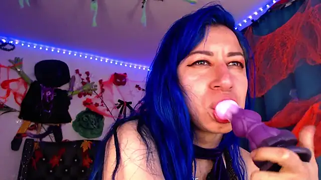 pussytight pervert online show from October 10, 9:58 pm