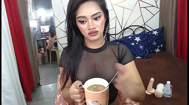 Snapshot of WildTsYhannaUncut chatting on February 16, 2:21 pm WildTsYhannaUncut online show from February 16, 2:21 pm