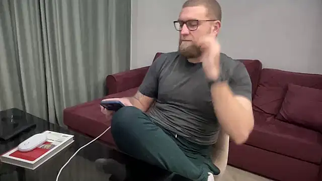 Bear bear  online show from March 8, 12:55 am