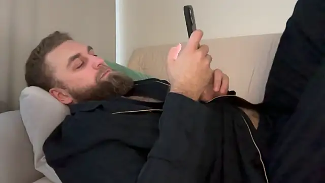 Bear bear  online show from February 25, 2:37 pm