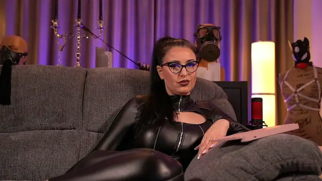 Snapshot of kelly_kent chatting on December 3, 2:58 am kelly kent online show from December 3, 2:58 am