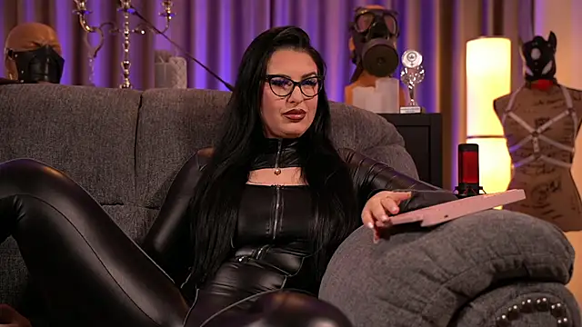 Snapshot of kelly_kent chatting on December 27, 9:54 pm kelly kent online show from December 27, 9:54 pm