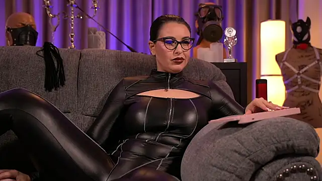 Snapshot of kelly_kent chatting on December 29, 5:12 pm kelly kent online show from December 29, 5:12 pm