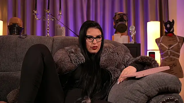 Snapshot of kelly_kent chatting on January 3, 12:54 am kelly kent online show from January 3, 12:54 am