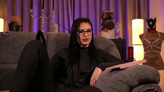 Snapshot of kelly_kent chatting on January 11, 12:44 am kelly kent online show from January 11, 12:44 am