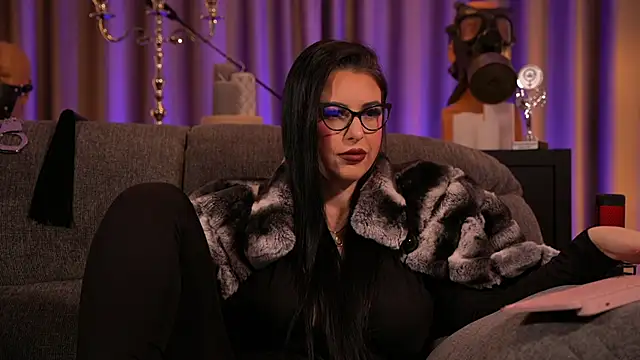 Snapshot of kelly_kent chatting on February 11, 4:22 am kelly kent online show from February 11, 4:22 am