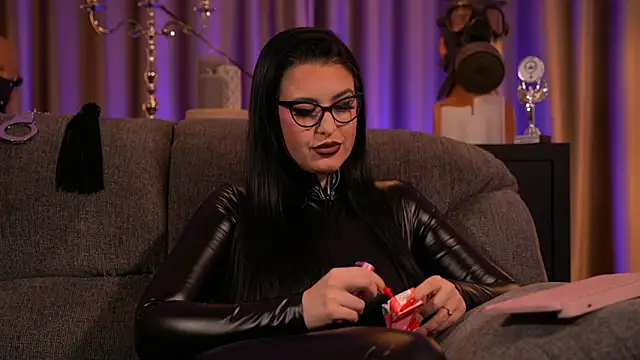 Snapshot of kelly_kent chatting on February 22, 3:01 am kelly kent online show from February 22, 3:01 am