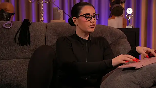 Snapshot of kelly_kent chatting on March 3, 4:47 am kelly kent online show from March 3, 4:47 am