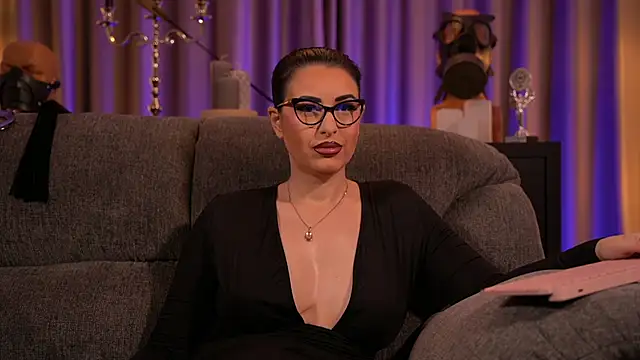 Snapshot of kelly_kent chatting on March 14, 2:10 am kelly kent online show from March 14, 2:10 am