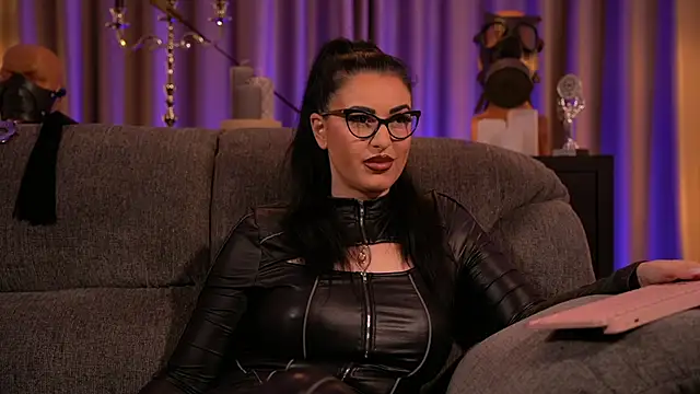 Snapshot of kelly_kent chatting on March 17, 12:08 am kelly kent online show from March 17, 12:08 am