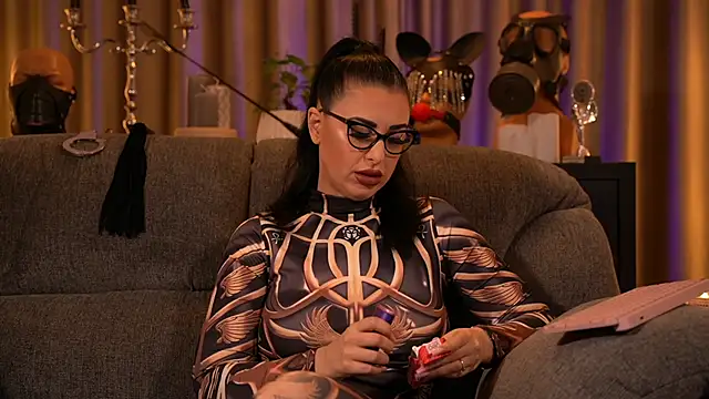 Snapshot of kelly_kent chatting on September 14, 8:19 pm kelly kent online show from September 14, 8:19 pm