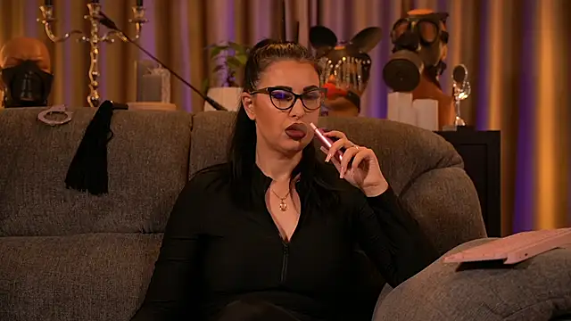 Snapshot of kelly_kent chatting on September 20, 12:11 am kelly kent online show from September 20, 12:11 am