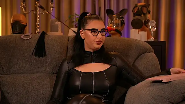 Snapshot of kelly_kent chatting on September 27, 10:37 pm kelly kent online show from September 27, 10:37 pm