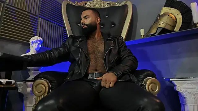 Snapshot of BeardAndrew chatting on April 21, 2:51 am BeardAndrew online show from April 21, 2:51 am