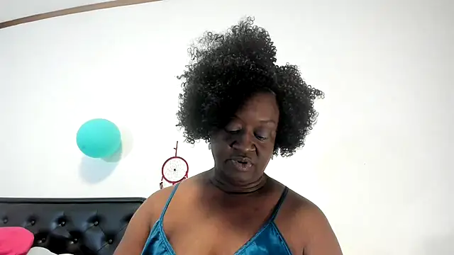 Katiefyi online show from April 17, 11:08 pm