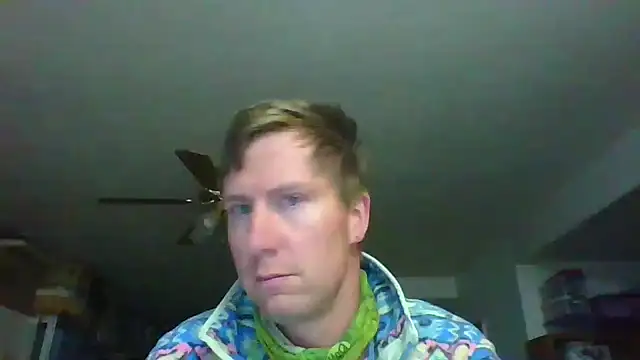 Snapshot of MormonPineapples chatting on December 29, 10:14 pm MormonPineapples online show from December 29, 10:14 pm