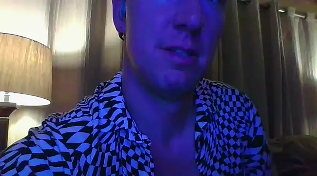 Snapshot of MormonPineapples chatting on February 13, 4:32 am MormonPineapples online show from February 13, 4:32 am