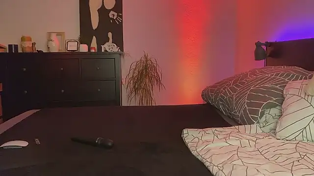 spottyyy online show from March 2, 7:10 pm