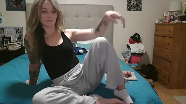 Heyitsmee33 online show from March 30, 10:16 am