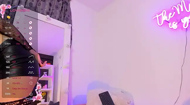 dana montana  online show from December 27, 9:50 am