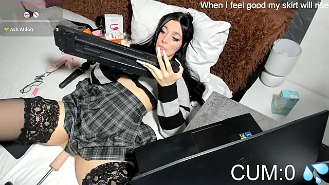 Snapshot of ariel_aspen chatting on September 12, 12:49 pm ariel aspen online show from September 12, 12:49 pm