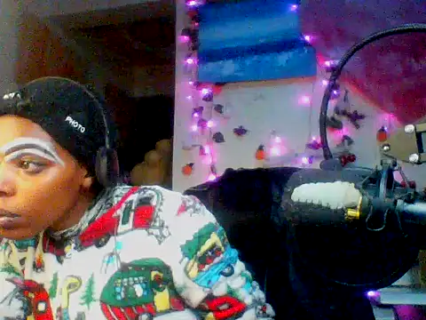 Snapshot of Anaconda2350 chatting on June 19, 3:38 pm Anaconda2350 online show from June 19, 3:38 pm
