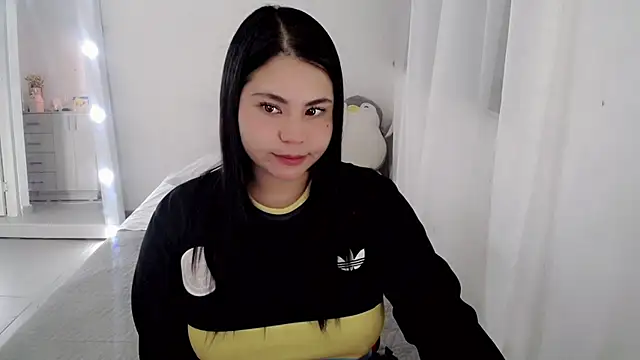 Snapshot of Youlittlepervertt_ chatting on June 28, 3:34 am Youlittlepervertt online show from June 28, 3:34 am