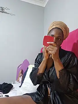 Snapshot of Shaniko89 chatting on July 13, 12:02 am Shaniko89 online show from July 13, 12:02 am