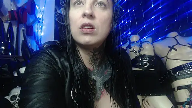 Snapshot of Astartexxx chatting on October 23, 4:56 am Astartexxx online show from October 23, 4:56 am