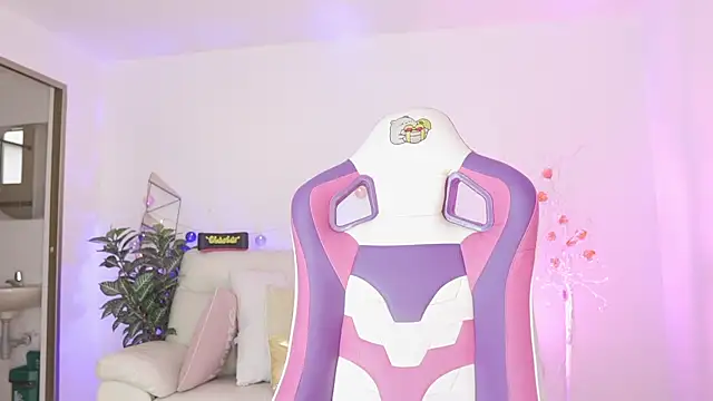 driana hoffman online show from November 27, 7:16 pm