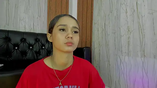 MarianaManzur online show from October 28, 3:04 pm