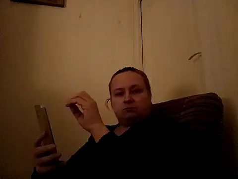 Snapshot of She-devilx chatting on January 18, 1:19 am She-devilx online show from January 18, 1:19 am