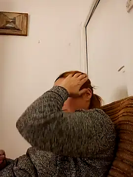 Snapshot of She-devilx chatting on February 7, 10:52 pm She-devilx online show from February 7, 10:52 pm