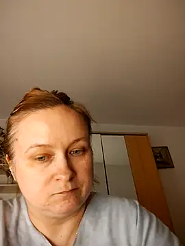 Snapshot of She-devilx chatting on March 21, 9:45 pm She-devilx online show from March 21, 9:45 pm