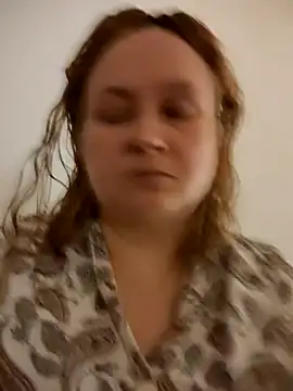 Snapshot of She-devilx chatting on October 12, 9:36 pm She-devilx online show from October 12, 9:36 pm