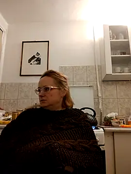 She-devilx online show from February 18, 11:01 pm