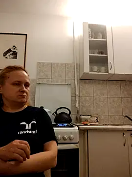 Snapshot of She-devilx chatting on July 22, 12:35 am She-devilx online show from July 22, 12:35 am