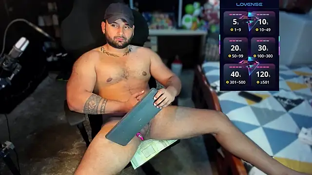Snapshot of Imperion_king chatting on June 16, 8:11 pm Imperion king online show from June 16, 8:11 pm