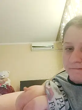 CumCpl online show from November 14, 9:35 pm