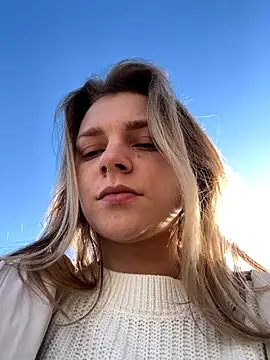 ValenciaShock online show from October 8, 6:55 am