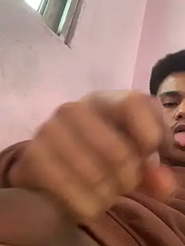 Hullax online show from February 27, 3:50 am