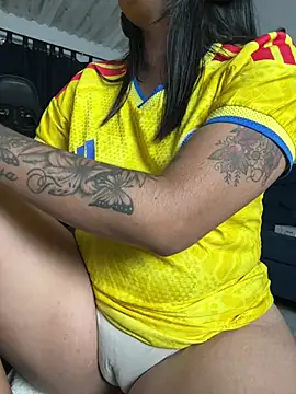 Lucia-Candy online show from June 28, 4:07 am