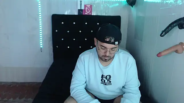 Jeilou online show from July 11, 1:08 am