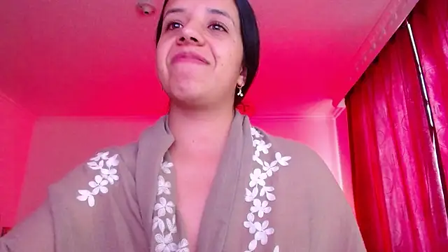 Snapshot of VALERY_MEER chatting on April 21, 12:00 pm VALERY MEER online show from April 21, 12:00 pm
